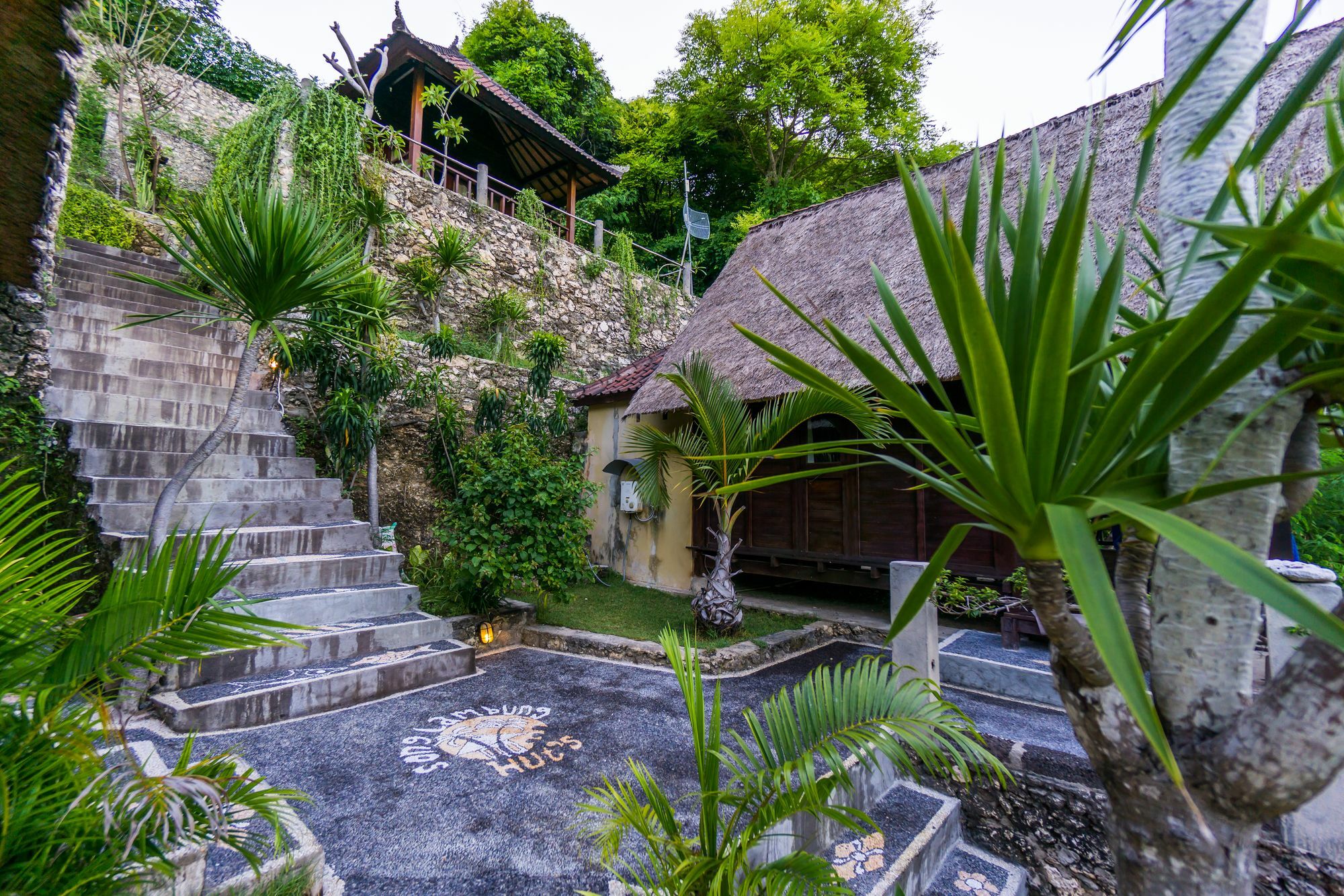 Song Lambung Beach Huts Nusa Lembongan  Luaran gambar
